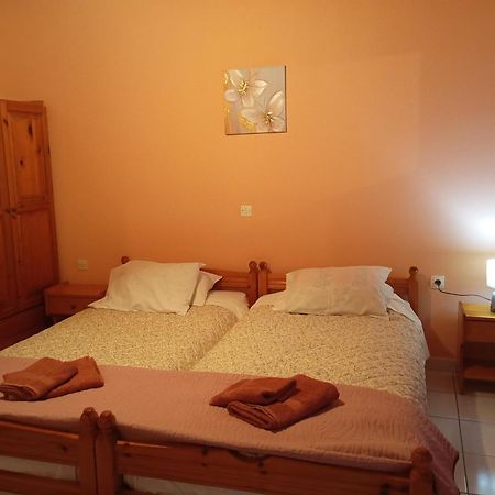 Mylonas Rooms Pandokrátor Esterno foto